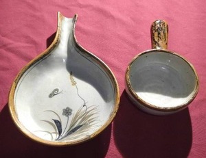 lot 88 image: (2) Beautiful Mexican Hand-Made Pottery Dishes