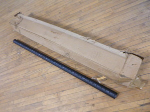 lot 32 image: 10 - 4 Insulator Heat Shrink Tubing