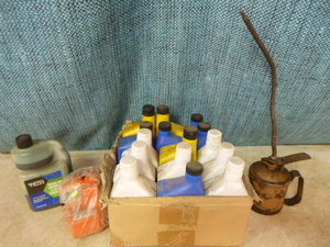 lot 43 image: Garage Liquids