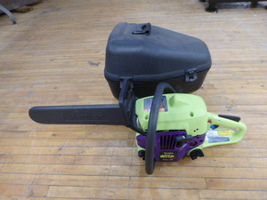 lot 79 image: Poulan Wild Thing 18 Gas Chain Saw