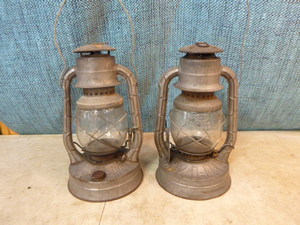 lot 83 image: 2 Vintage Dietz Kerosene Lanterns