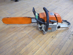 lot 103 image: Stihl 18 Chain Saw
