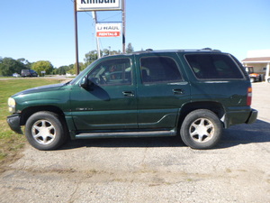 lot 1 image: 2002 GMC DenaliYukon