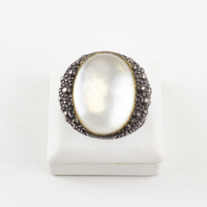 lot 18 image: Michael Dawkins Sterling Silver Statement Ring. Size 8