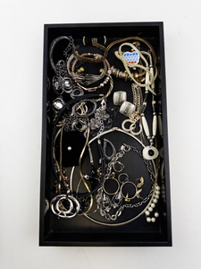 lot 70 image: Assorted Fashion Jewelry Collection.