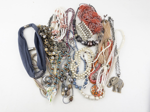lot 72 image: Assorted Fashion Jewelry Necklace Lot with Beads and Charms