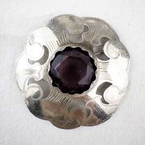lot 124 image: Sterling Silver Brooch with Purple Glass Centerpiece, 58.6mm, 17.6g