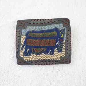 lot 128 image: Handcrafted Art Animal Pin Brooch.