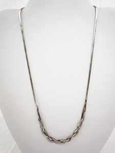 lot 196 image: 18 Inch Sterling Silver 925 Twist Chain Necklace