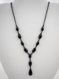 lot 197 image: Trifari Black Faceted Stone Necklace with Drop Pendant