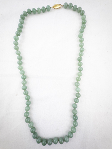 lot 237 image: Green Stone Bead Necklace with Gold-Tone Clasp