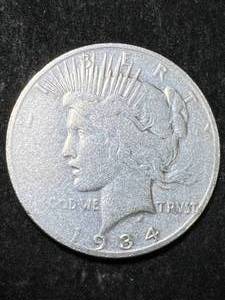 lot 52 image: 1934-S US PEACE SILVER DOLLAR