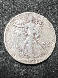 lot 67 image: 1942 US WALKING LIBERTY HALF DOLLAR