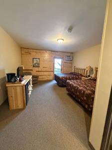 Room #5 & #6 I 10/23-10/26/25 (3 Nights)
