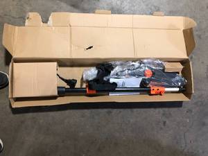 lot 50 image: WEN 8-Inch Electric Pole Saw   Customer Returns See Pictures