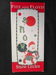 lot 6 image: Fitz and Floyd Snow Circles Holiday Snowman Serving Tray