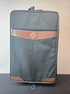lot 145 image: Suitcase and Pierre Cardin Duffel Bag Travel Luggage Set