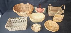 lot 159 image: Assorted Woven Basket Lot - 10 Pieces Mixed Sizes and Styles