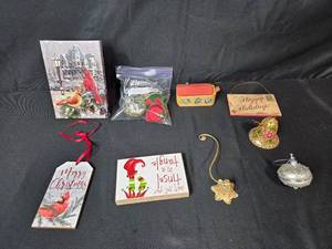lot 167 image: Holiday Decor and Christmas Ornament Collection