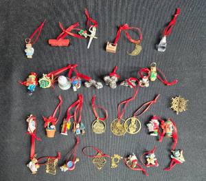 lot 194 image: Collection of Assorted Hallmark Mini Christmas Ornaments Most with Red Ribbons
