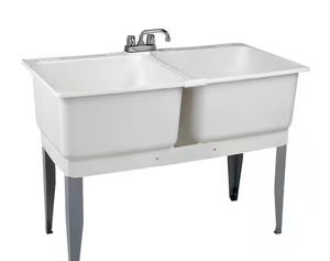 lot 17 image: MUSTEE46 in. x 34 in. Plastic Laundry Tub
