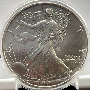 lot 38 image: 1990 American Silver Eagle