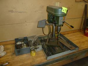 lot 19 image: Central Pneumatic Drill Press