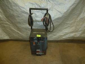 lot 34 image: Solar Battery Charger