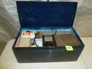 lot 54A image: Pack Out Kit For Oil BurnersFurnace Blue