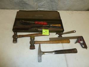 lot 67 image: Assorted Hammers & Square