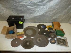 lot 76 image: Chop saw Cutting Wheels