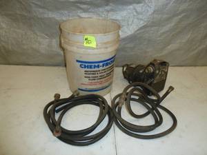 lot 82 image: Water Transfer Pump & Hoses