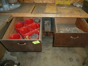 lot 98 image: Shop Drawer Contents