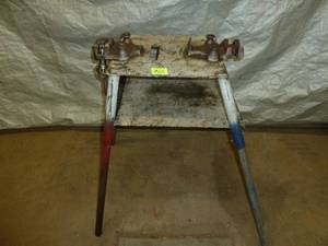 lot 110 image: Ridgid Pipe Vice Table