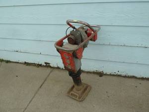 lot 144 image: Homelite Jumping Jack Packer