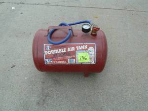 lot 146 image: Midwest Air Works Portable Air Tank Red