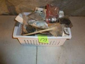 lot 173 image: Basket Plumbing Tub Spouts