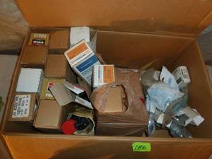 lot 186 image: Box Stool Water Tank Valves