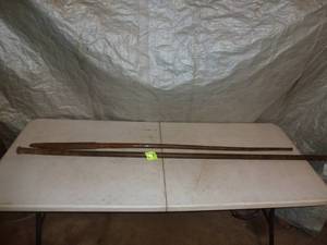 lot 219 image: Crow Bars x 2