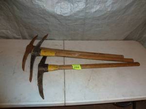 lot 222 image: Pick Axes x 3