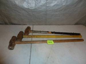 lot 223 image: Post Malls x 3