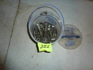 lot 252 image: Pail Bolts 58 x 3 12