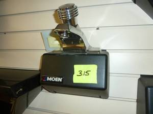 lot 315 image: Moen Lavatory Faucet Set