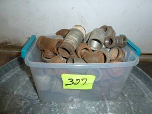 lot 327 image: Basket Mixed Pipe Fittings