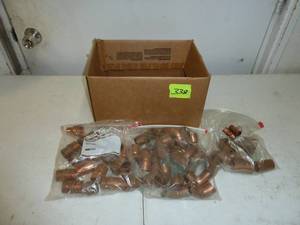 lot 338 image: Box of Copper Fittings Mixed