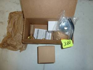 lot 380 image: Wolverine Brass Shower Valve