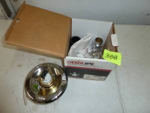 lot 388 image: Delta Shower Valve