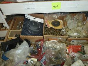 lot 416 image: Drawer # 13 Toilet Plunger Seats &  Seals