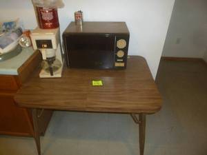 lot 496 image: Table, Microwave & Coffee Maker