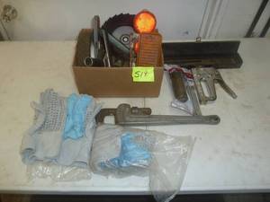 lot 519 image: Box- Spartan Roto- Ruter Gloves x 2